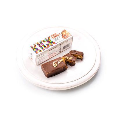 Энергетический арахисовый батончик в карамельном шоколаде