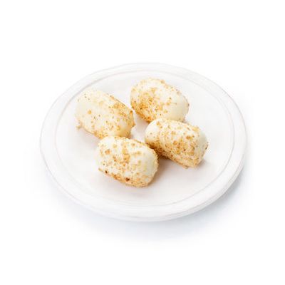 Творожные сырки в белом шоколаде с грецким орехом (4 шт.)