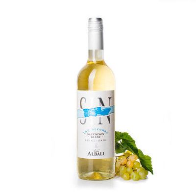 Вино белое полусухое безалкогольное "Vina Albali" Sauvignon Blanc